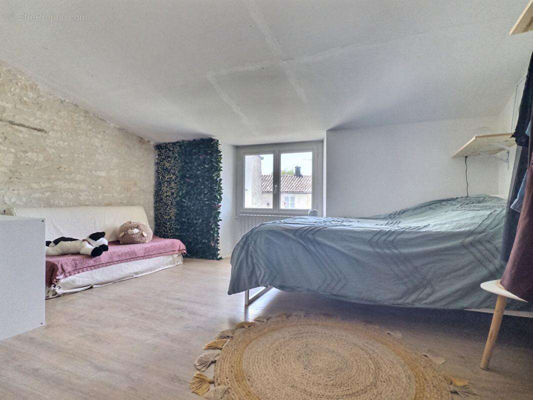 Maison Prahecq 3 pièce(s) 594 m2 - photo 13