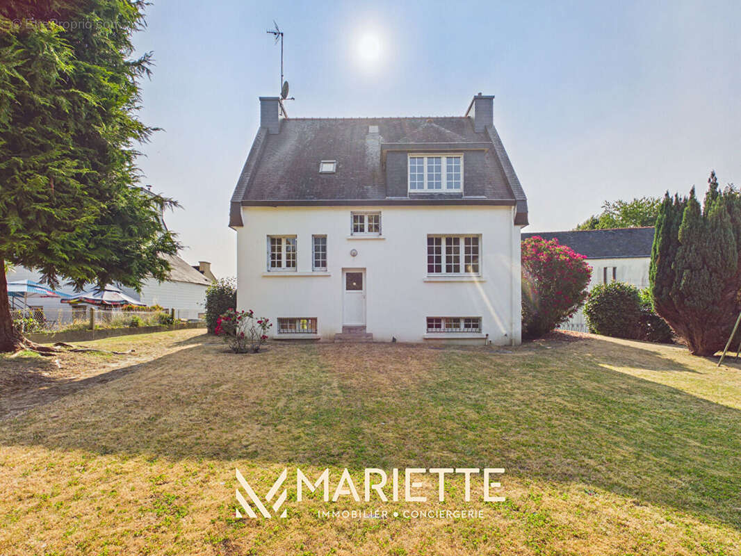 "ARLETTE", Concarneau Beuzec Maison avec travaux sur joli terrain arboré - photo 15