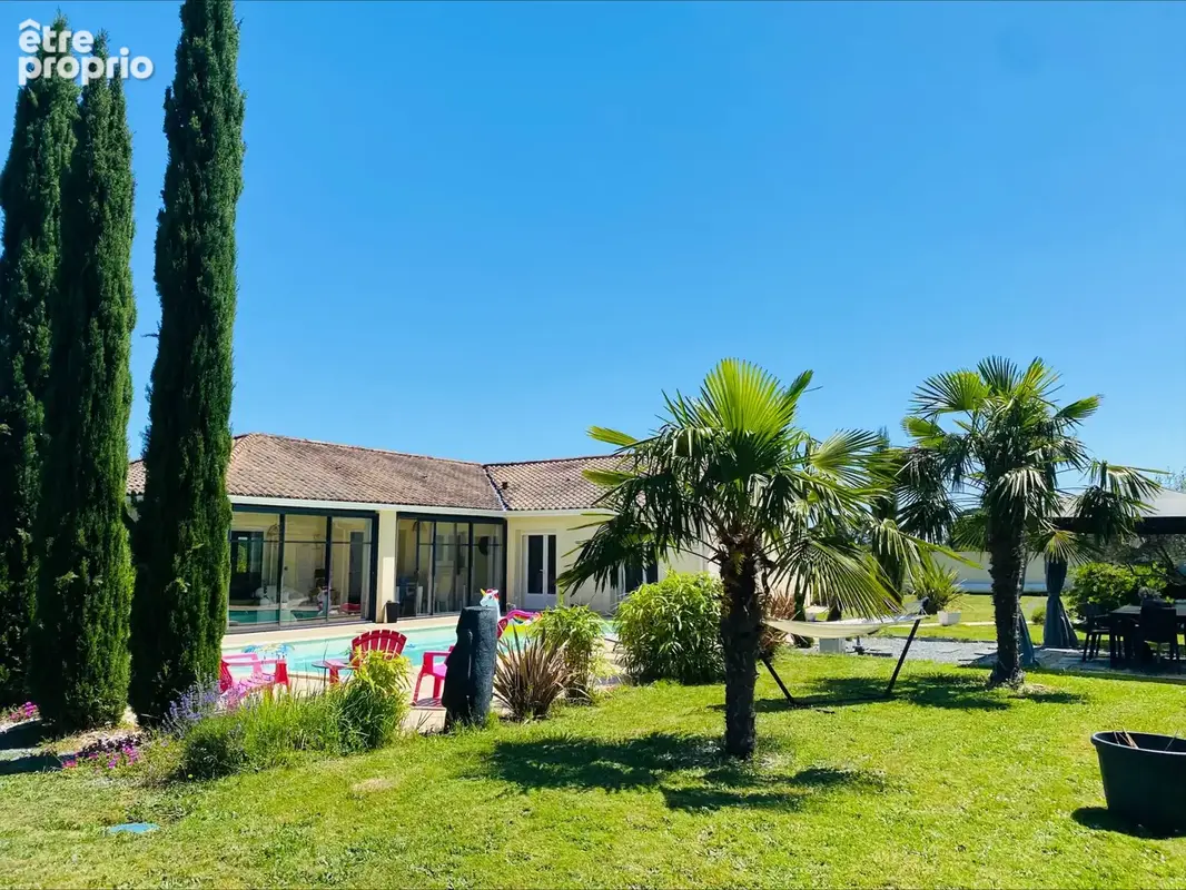 Photo Maison à Bergerac au prix de 346 500€