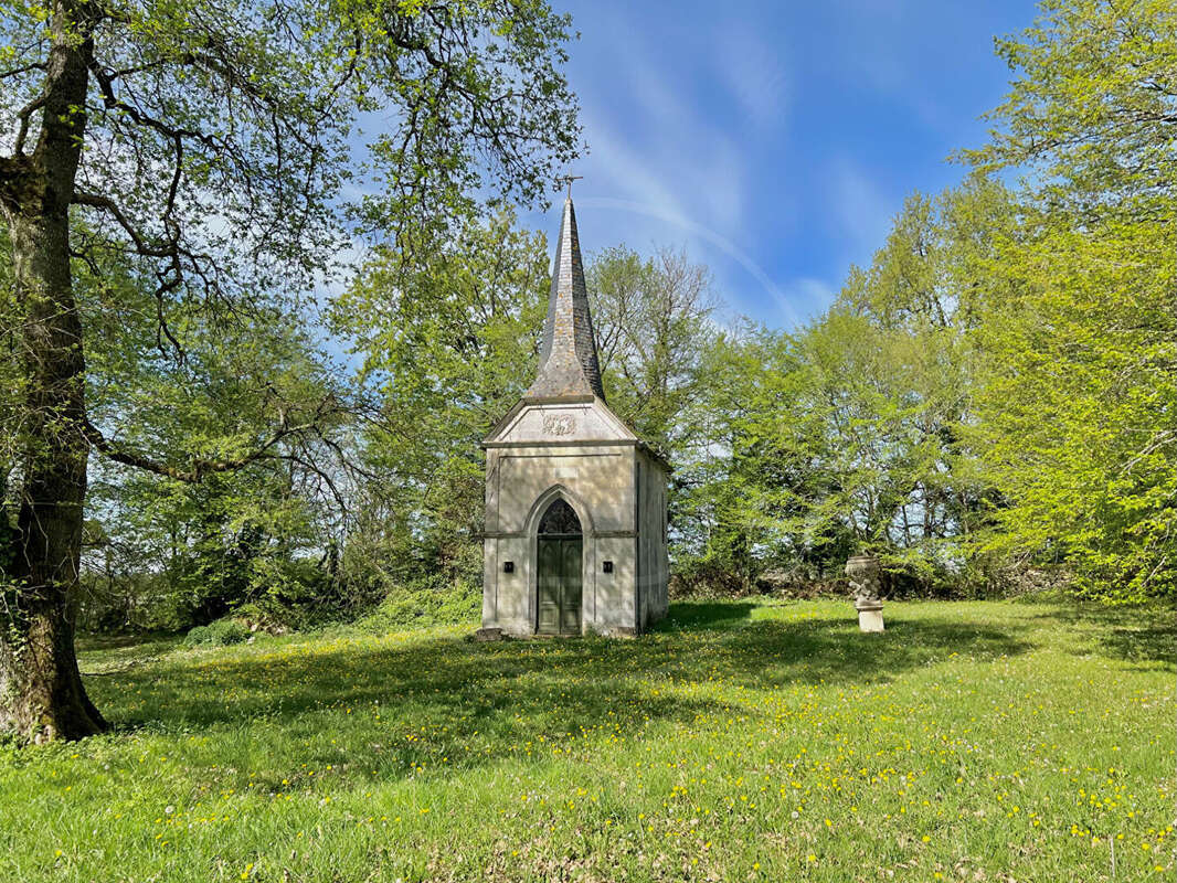 Maison à LAMOTHE-MONTRAVEL