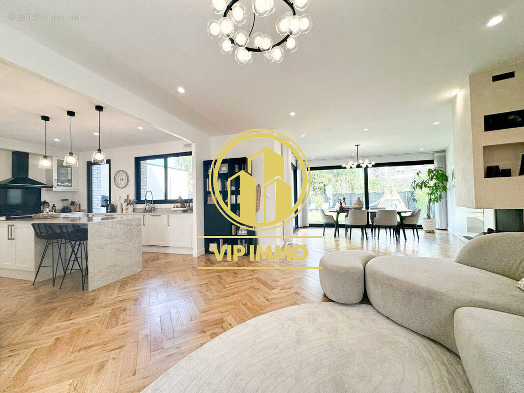 Maison à MARCQ-EN-BAROEUL