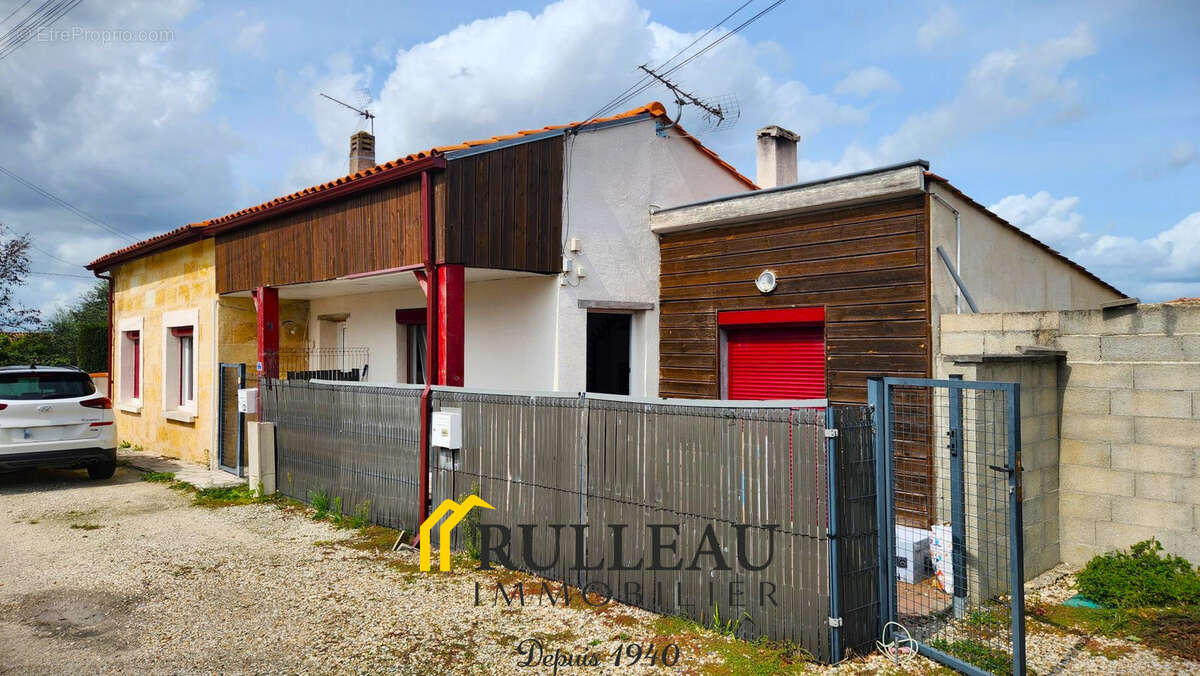 Maison à VIRSAC