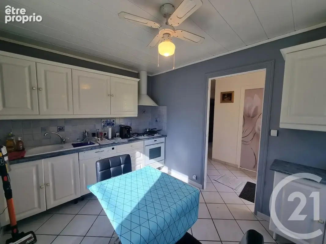 Maison 4 pièces 85 m² à vendre à La Chapelle-Naude (71500) - photo 5
