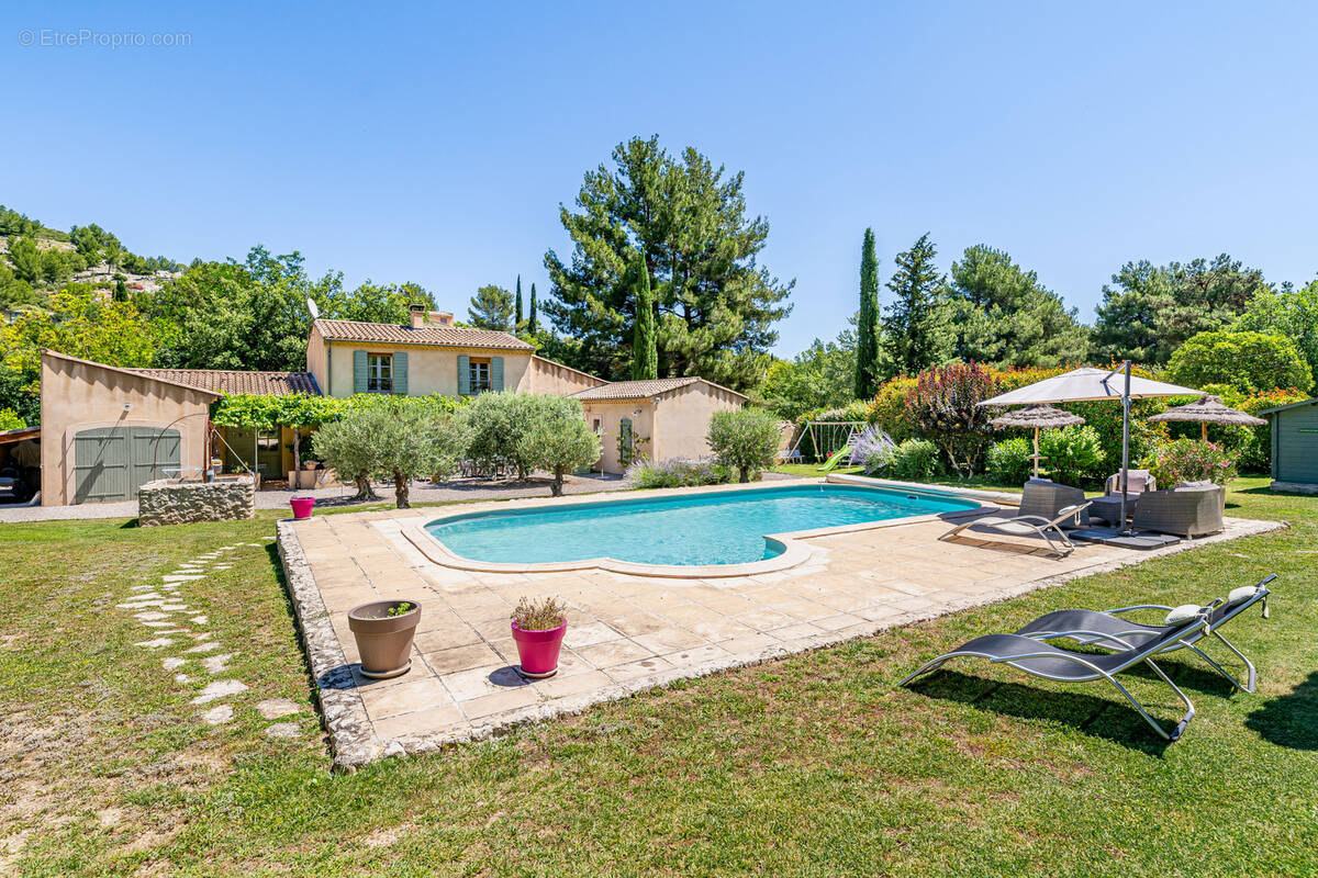 Maison à ROQUEVAIRE