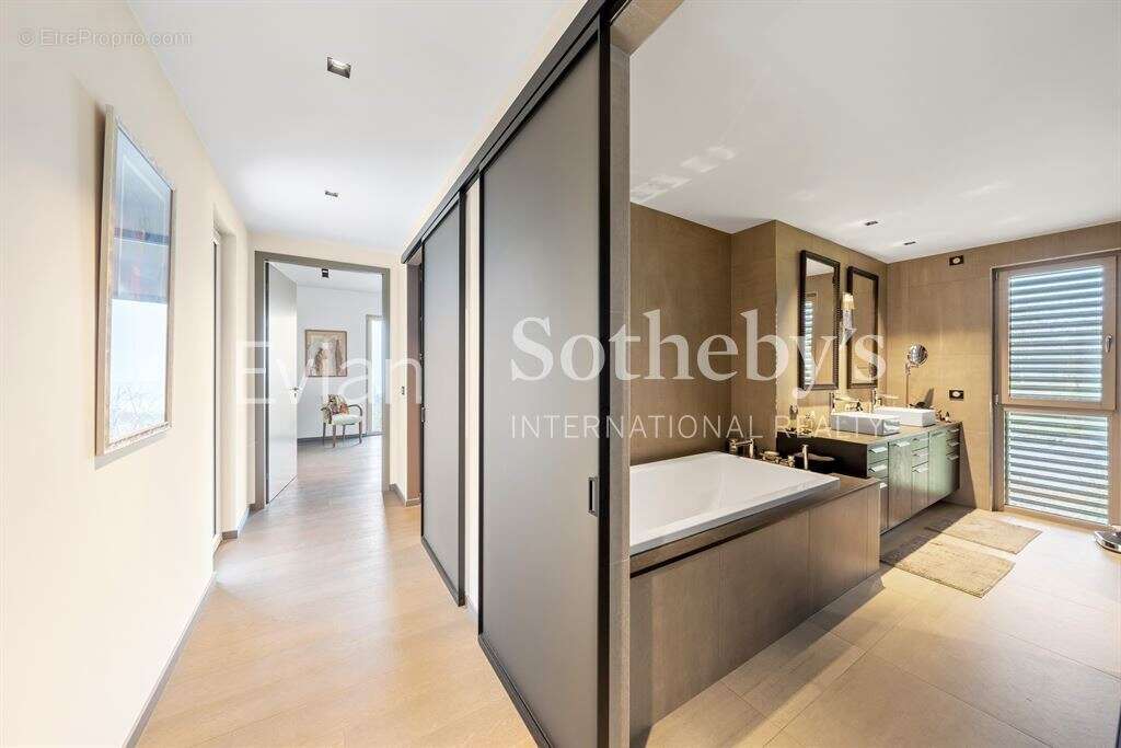 Maison à EVIAN-LES-BAINS