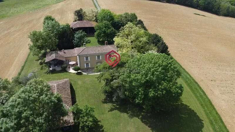 Maison à L'ISLE-EN-DODON