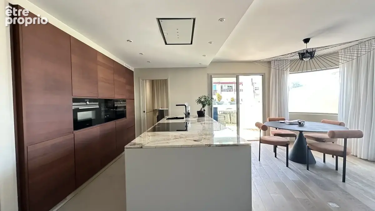 Centre Ville Hossegor, emplacement exceptionnel, appartement de 100m2 avec terrasse de 55 m2 - photo 14