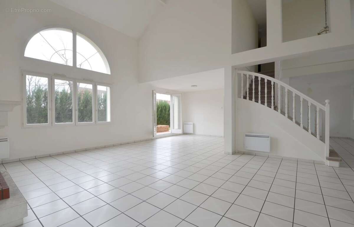 Maison à CROISSY-SUR-SEINE