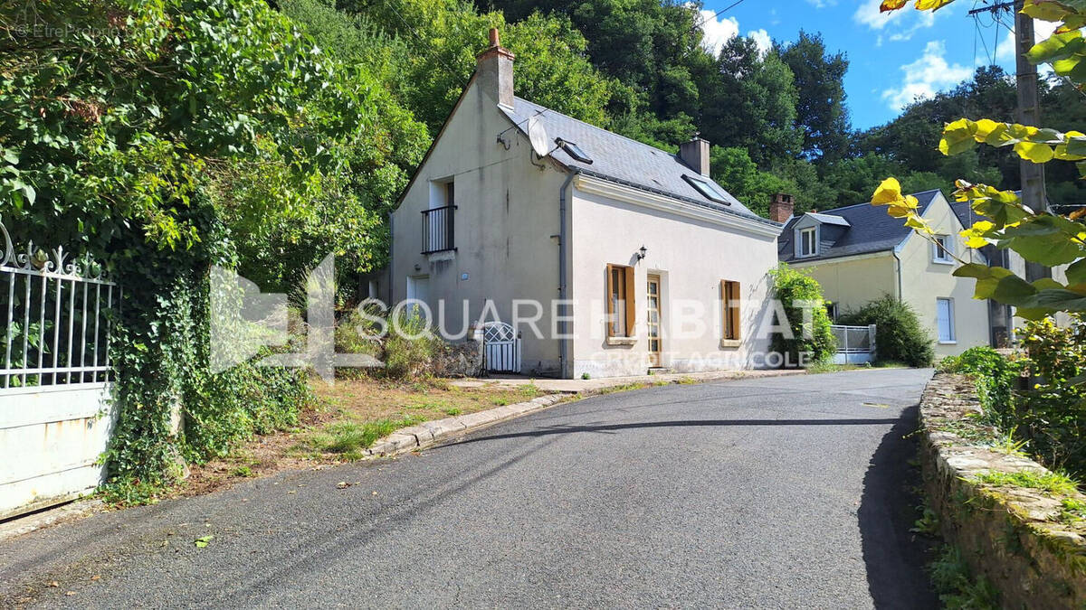 Maison à AZAY-LE-RIDEAU