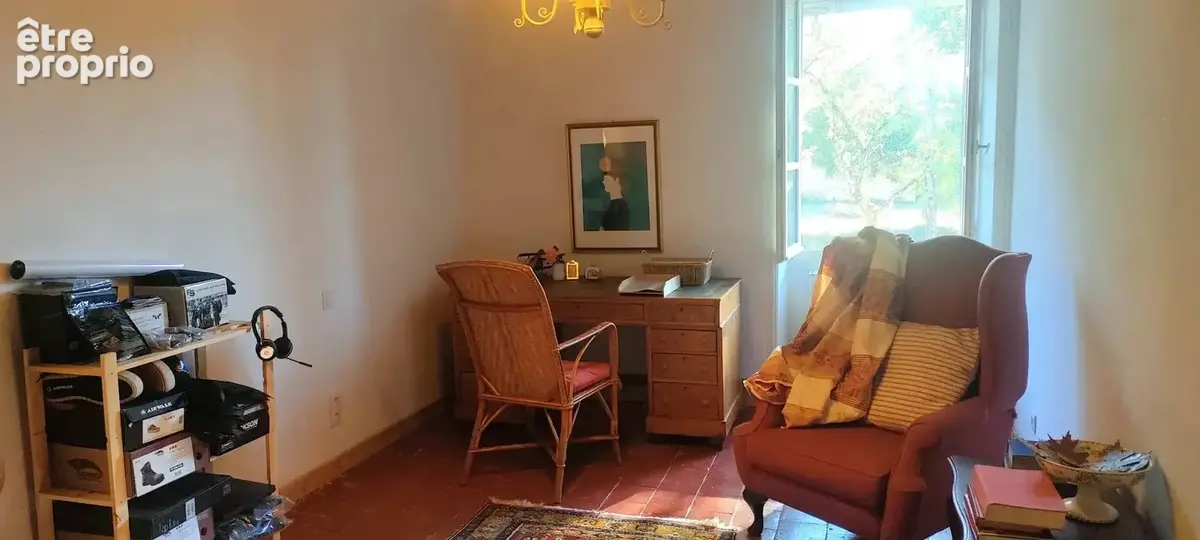 AUTHENTIQUE !!! Grande et belle maison en pierre dans un cadre préservé - photo 26