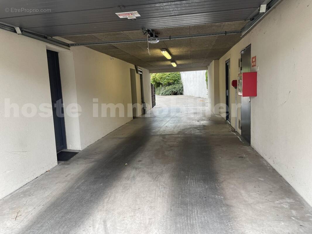 IMG_9180 - Parking à TOURCOING