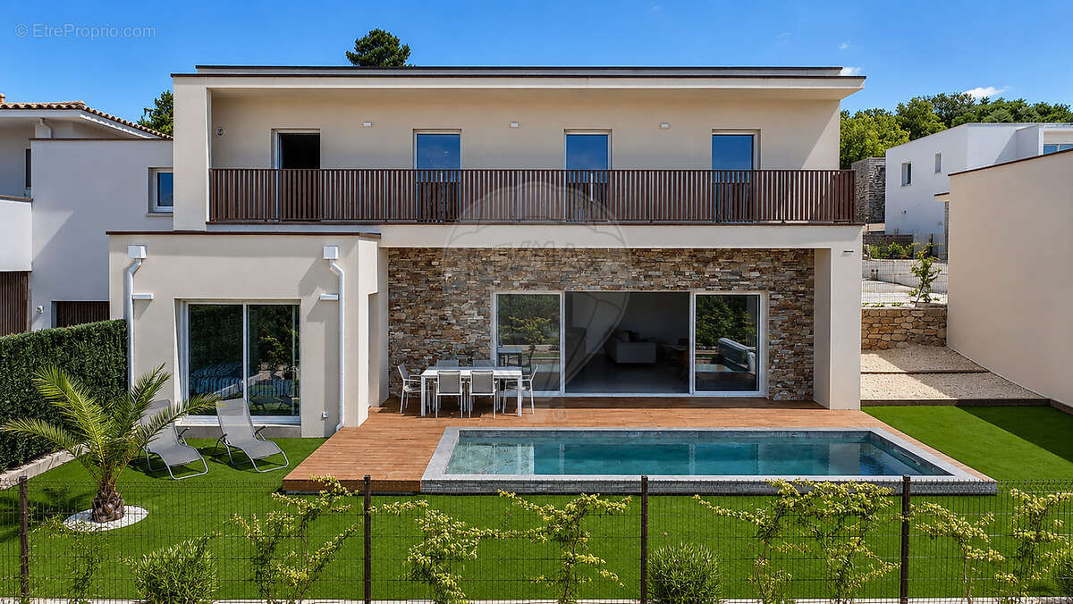 Maison à NIMES