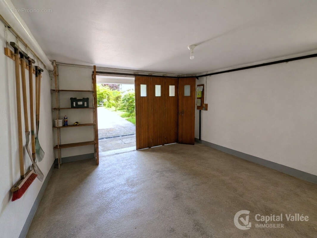 Maison 140m2 - 3 à 4 chambres - Commerces et RER à pieds - photo 13