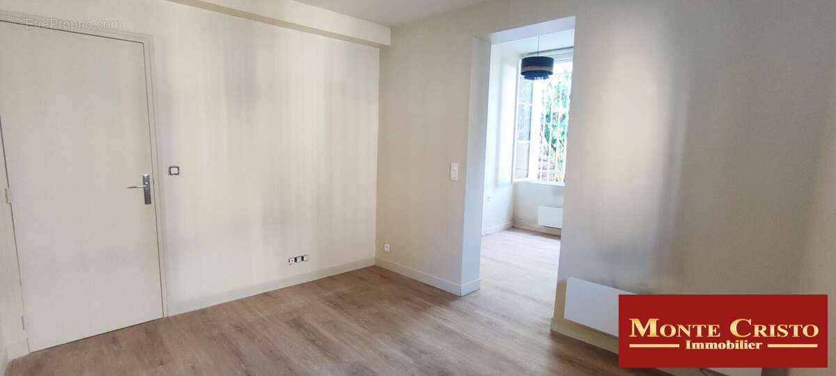 Appartement à VERSAILLES