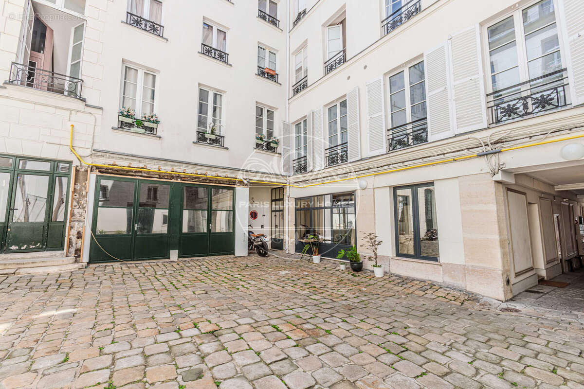 Appartement à PARIS-4E