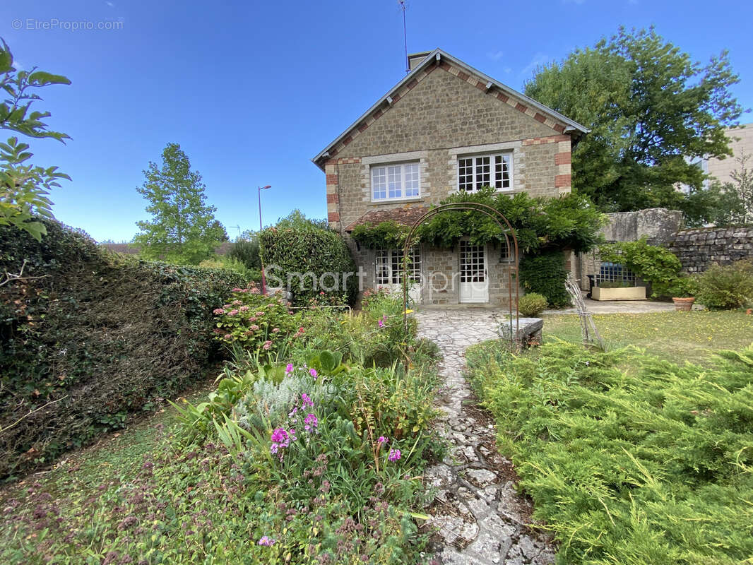 Maison à LA FERTE-MACE