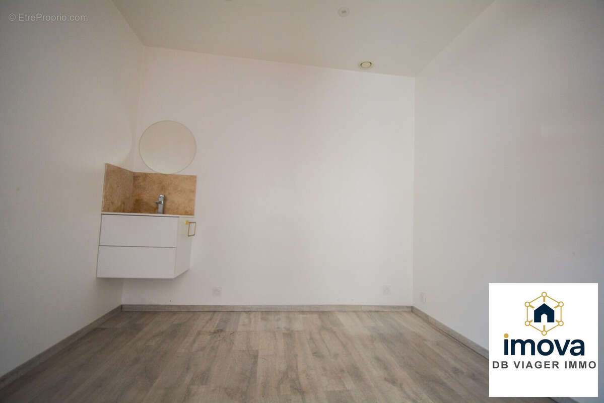 Commerce 217 m² à Abrest  - photo 4