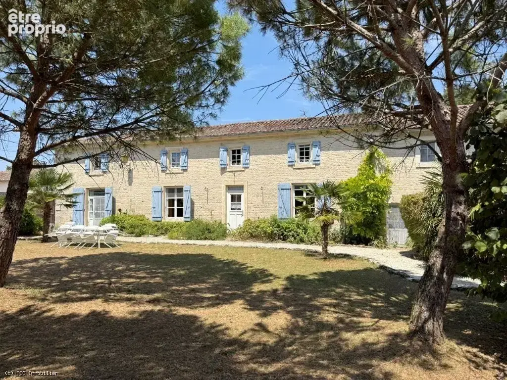Maison à VILLEFAGNAN
