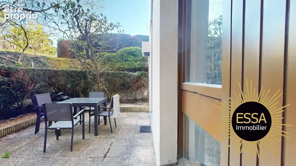 Appartement 4 pièces 86 m² à vendre à Rocquencourt (78150) - photo 2