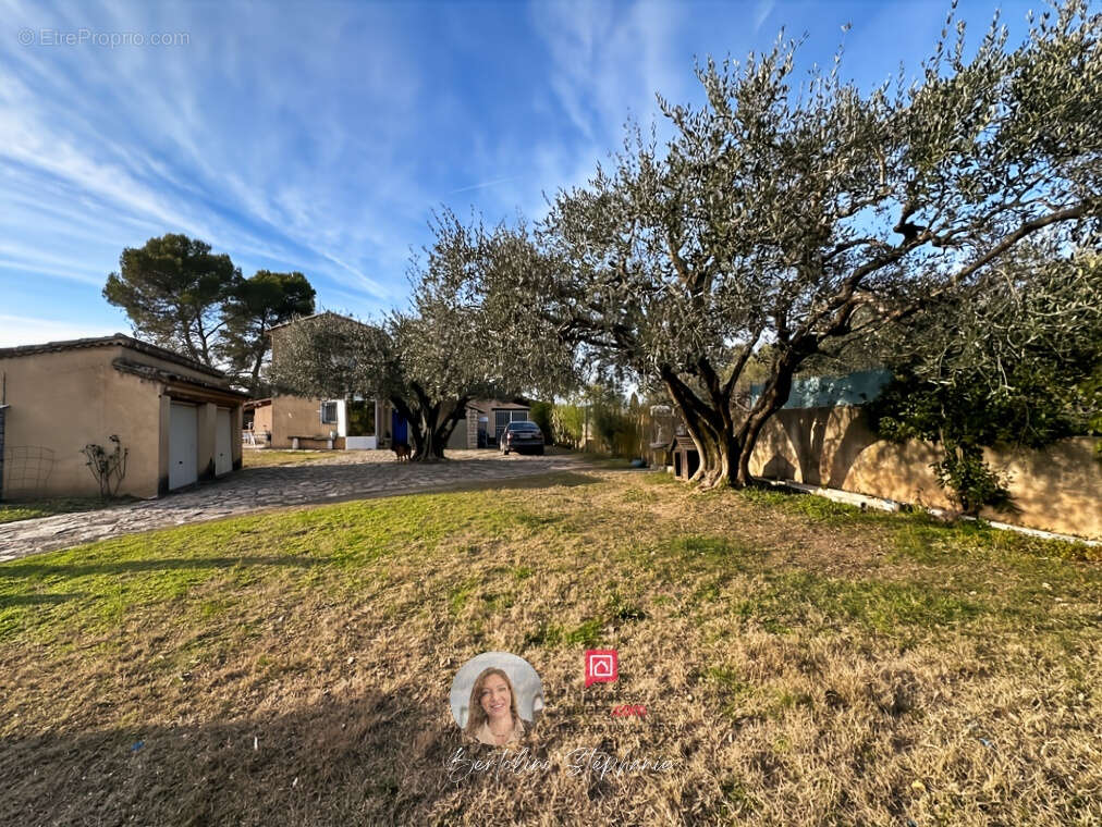 Maison à TRANS-EN-PROVENCE