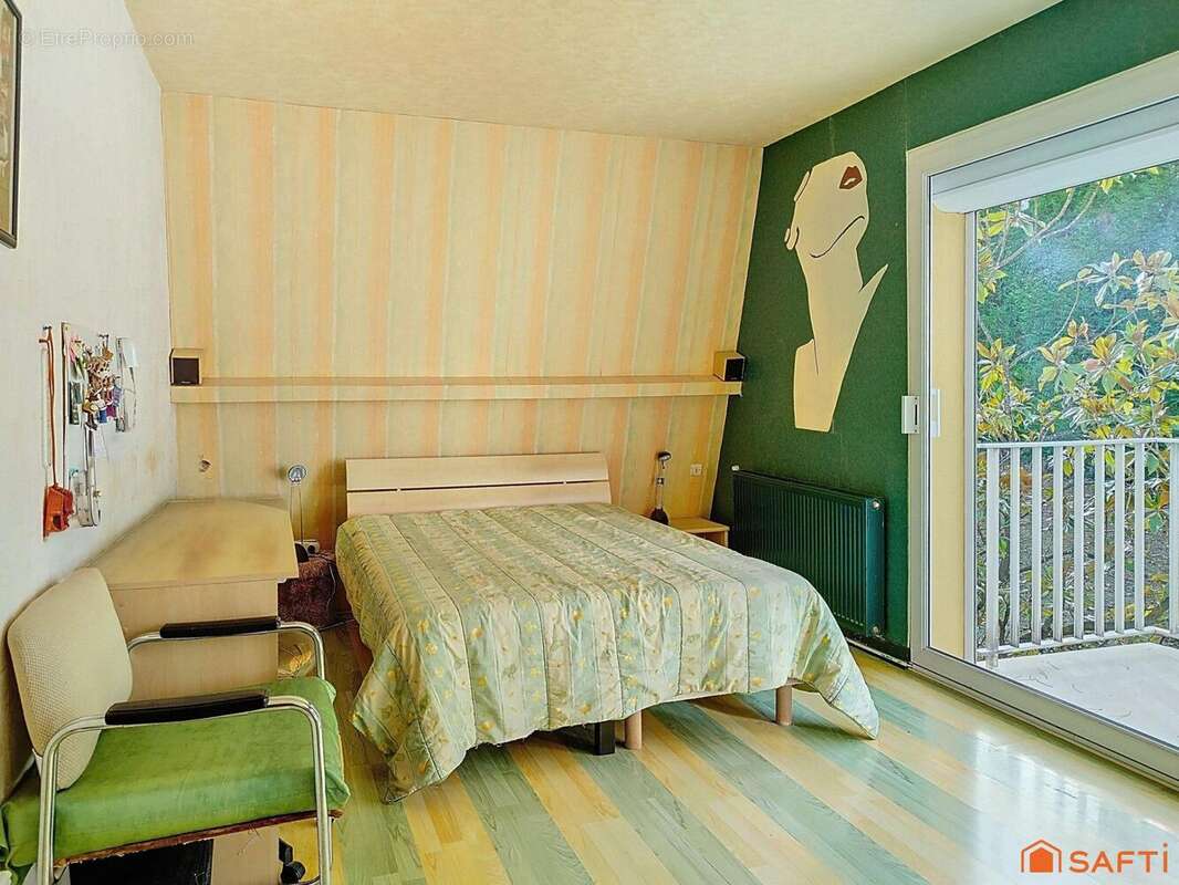 Photo 8 - Maison à ROMILLY-SUR-SEINE