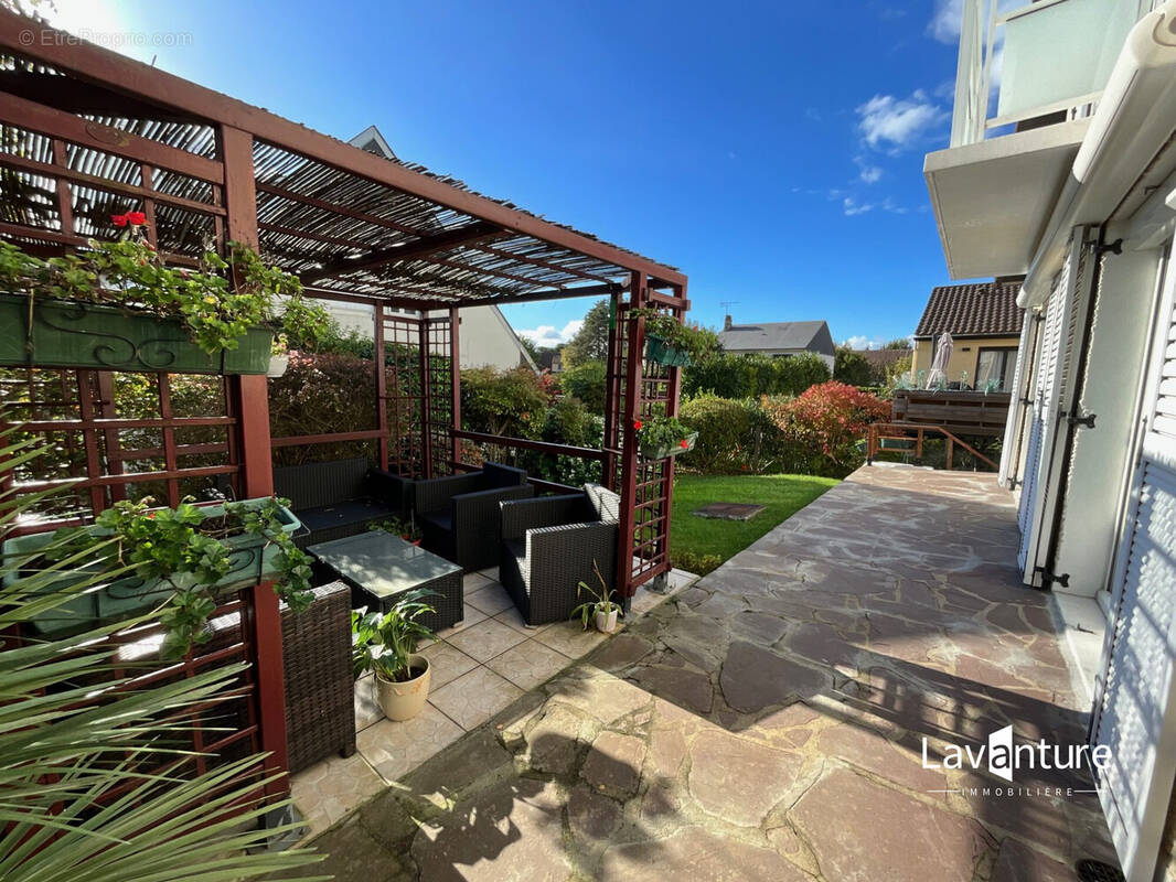 Maison à CHILLY-MAZARIN