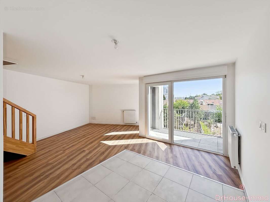 Appartement 80 m² à Merignac  - photo 19