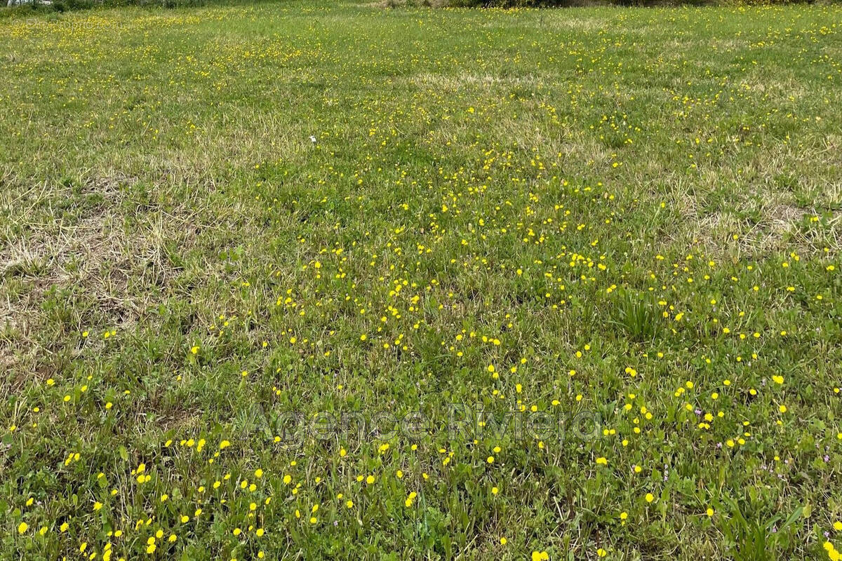 Terrain à ROQUEVAIRE