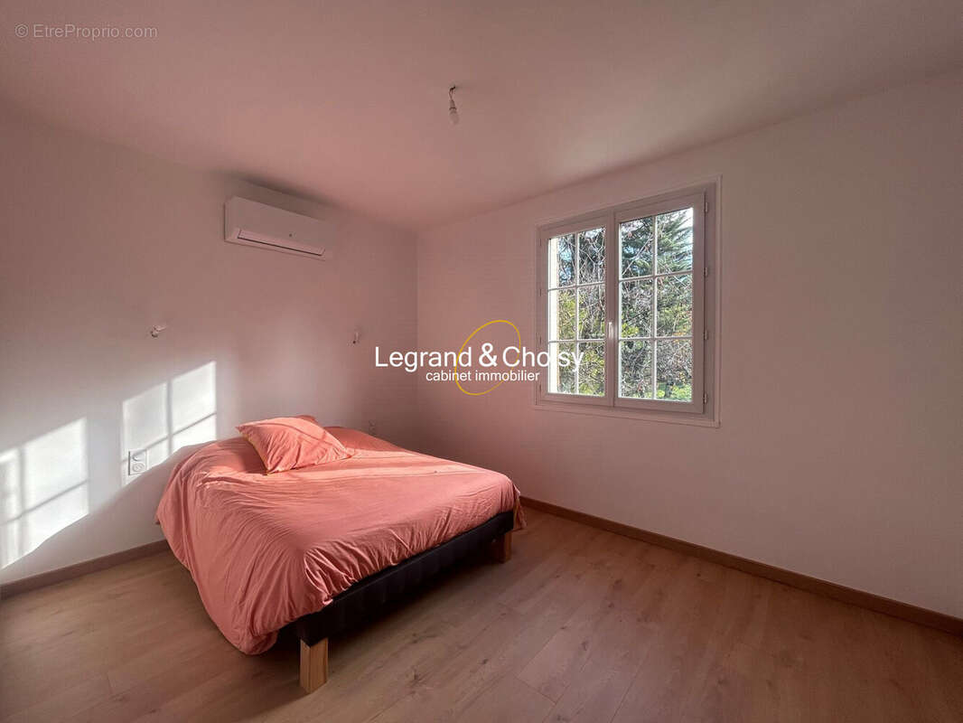 chambre 3 RDC - Maison à FOULAYRONNES