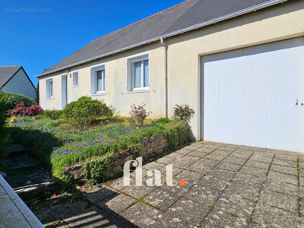 Maison non mitoyenne 90 m2 + véranda 20m2  grand garage (camping car et van)  bourg - photo 15