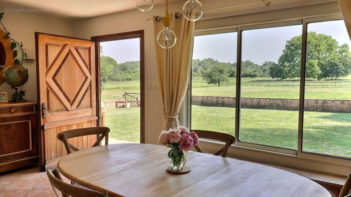 Photo 5 - Maison à NIMES