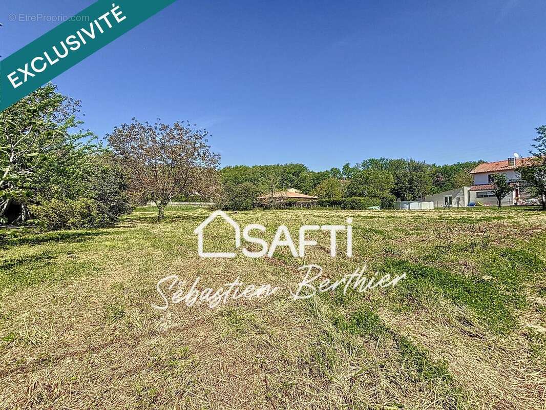 Photo 3 - Terrain à GRAULHET