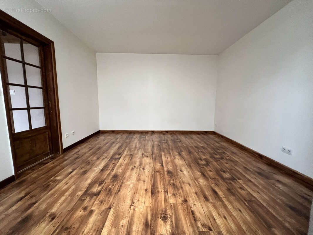 Appartement à MORANGIS