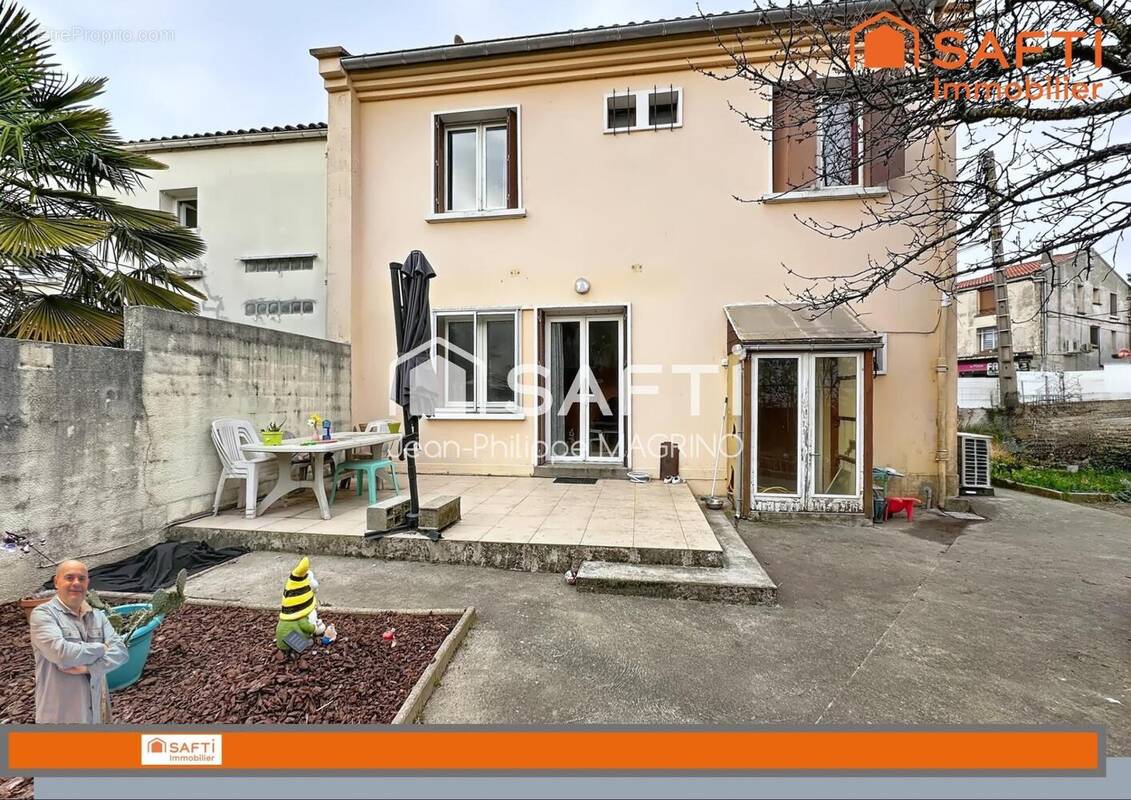 Photo 1 - Maison à LAVELANET