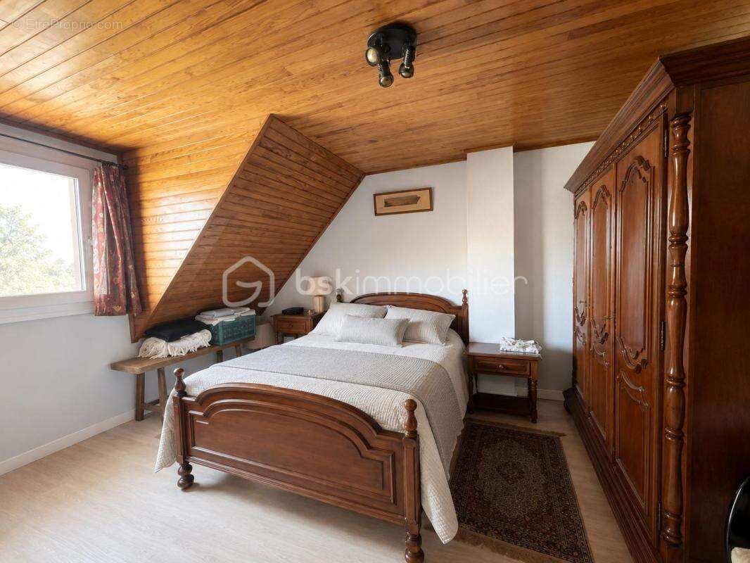 La chapelle-neuve - charmante maison - 6 pieces - vie plain pied - jardin clos et arbore - photo 8