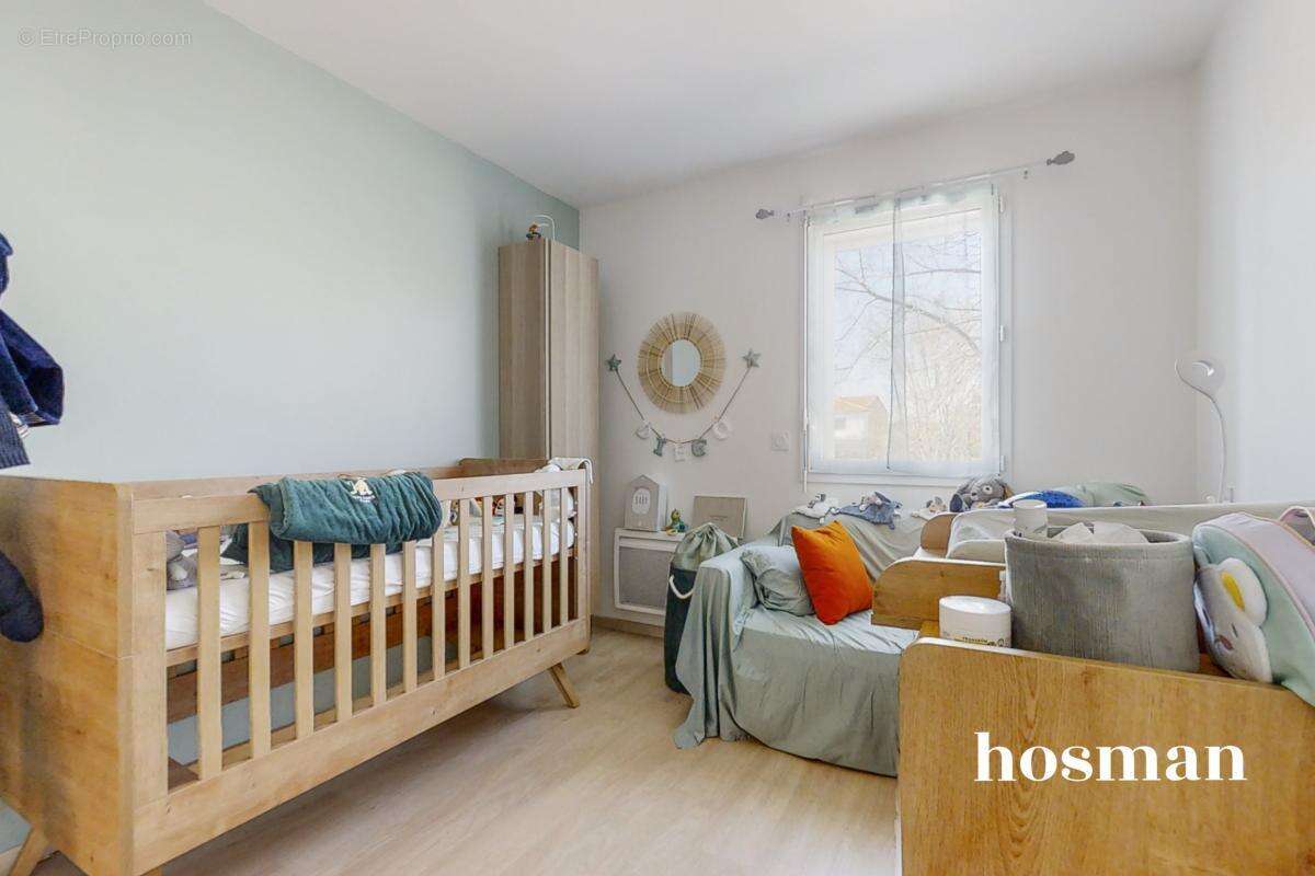Maison de 79,55 m2 avec 3 chambres et son jardin de 30 m2 - 8 min de l'aéroport de Bordeaux - Avenue Aristide Briand 33700 Mérig - photo 10