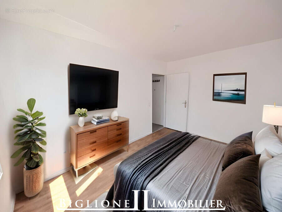 Appartement à AUBERVILLIERS