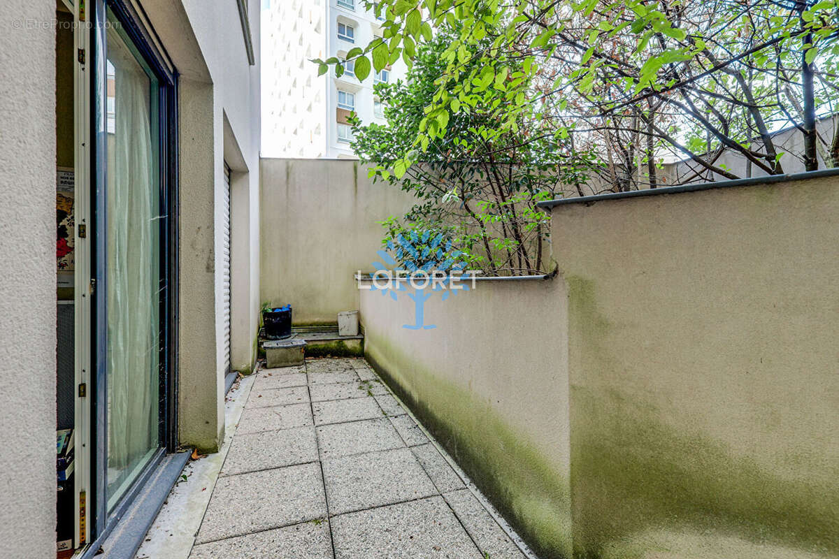 Appartement à PARIS-20E