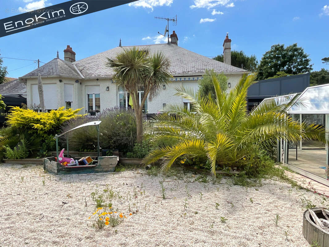 Maison à LONGEVILLE-SUR-MER