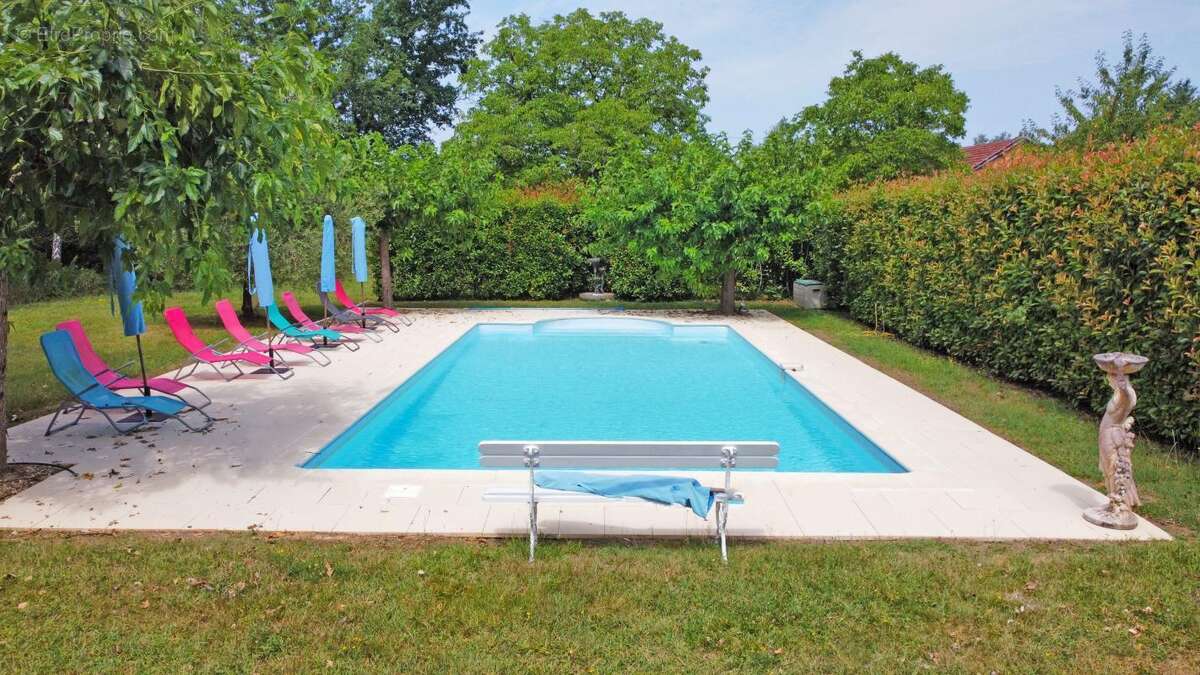 Maison à SIORAC-EN-PERIGORD