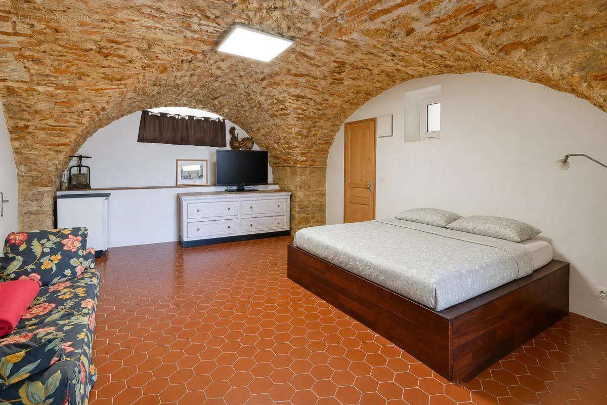 Maison de 7 pièces de 171 m² à Bagnols-sur-Cèze - photo 15