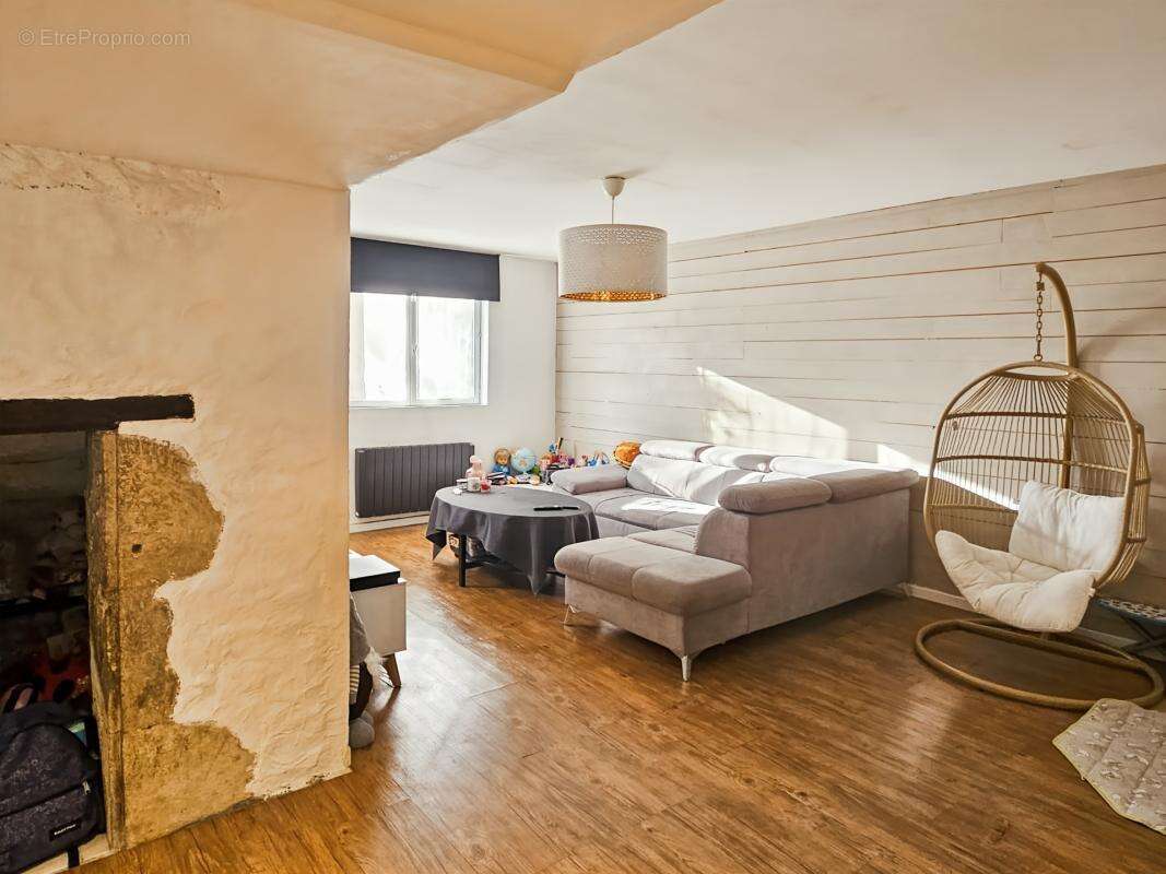 Agreable maison de caractere +terrasse + garage - photo 10