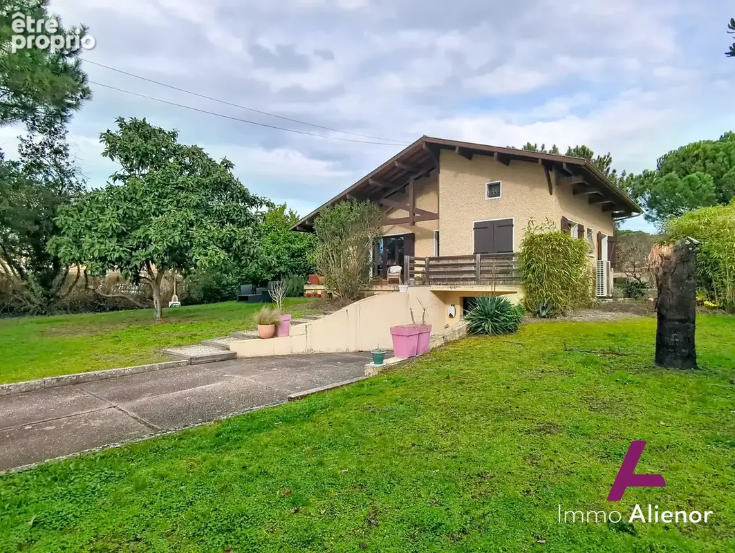 Maison 5 pièces 122 m² à vendre à Audenge (33980) - photo 9