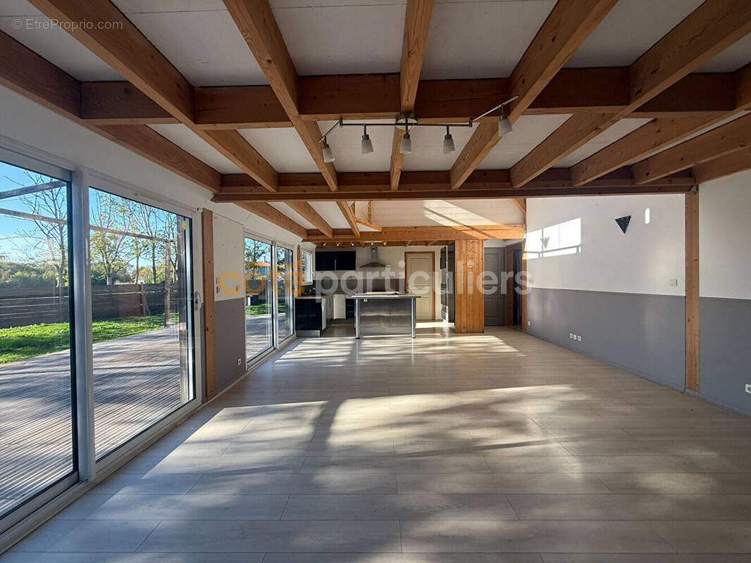 Maison à SAINT-DENIS-DU-PAYRE