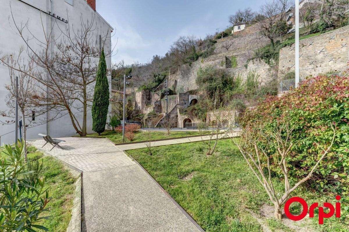 Appartement à CALUIRE-ET-CUIRE