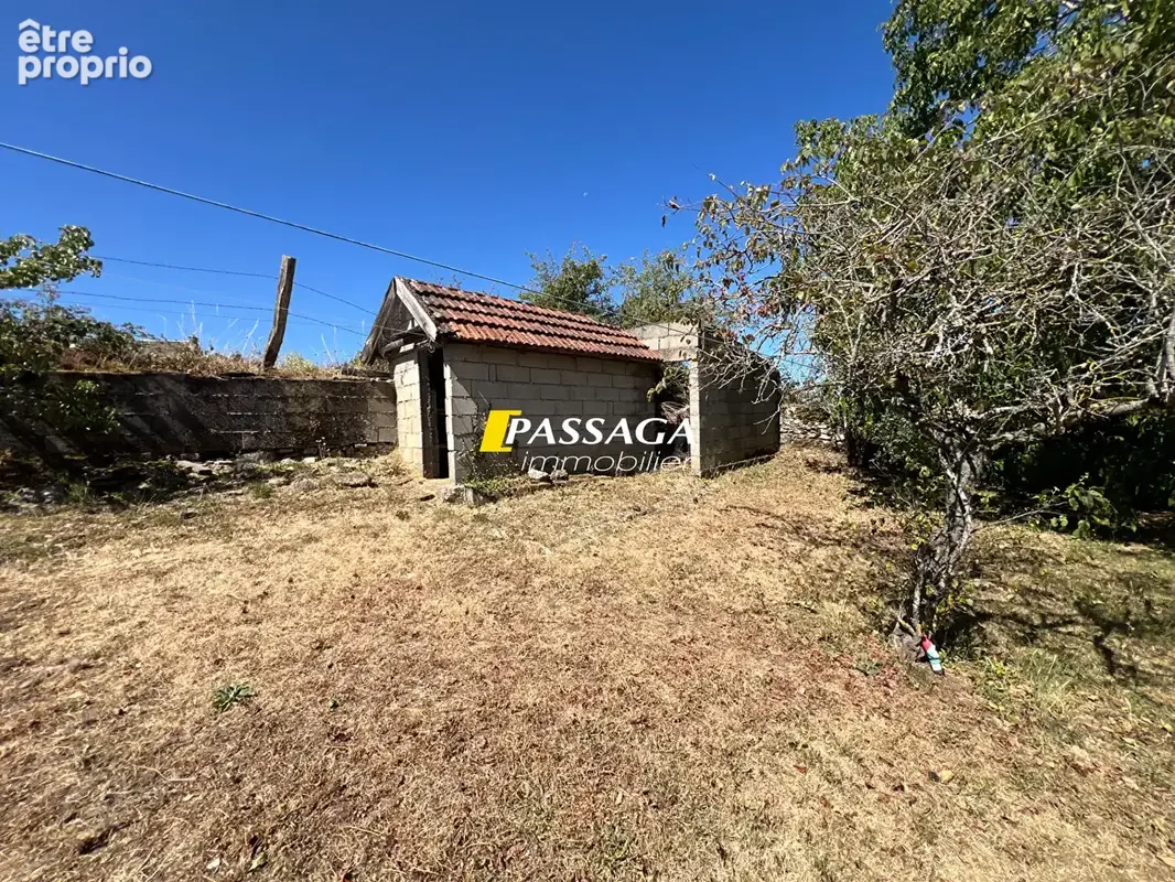 A VENDRE - Maison d'habitation avec jardin et garage - GAGES LE HAUT - photo 10