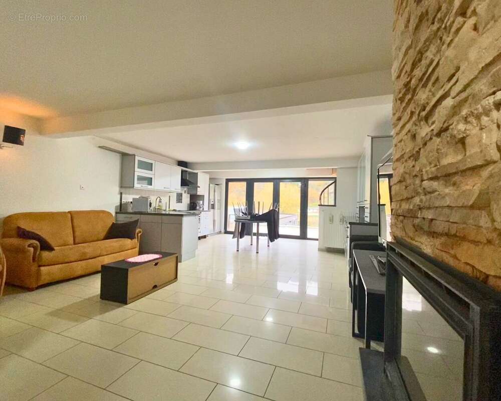 Appartement 311 m² à Chooz  - photo 53