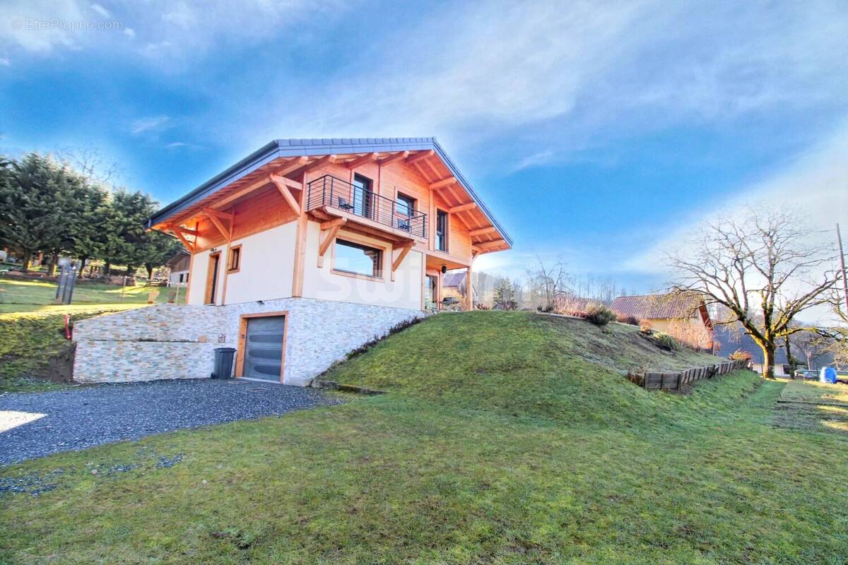 Maison à VIUZ-EN-SALLAZ