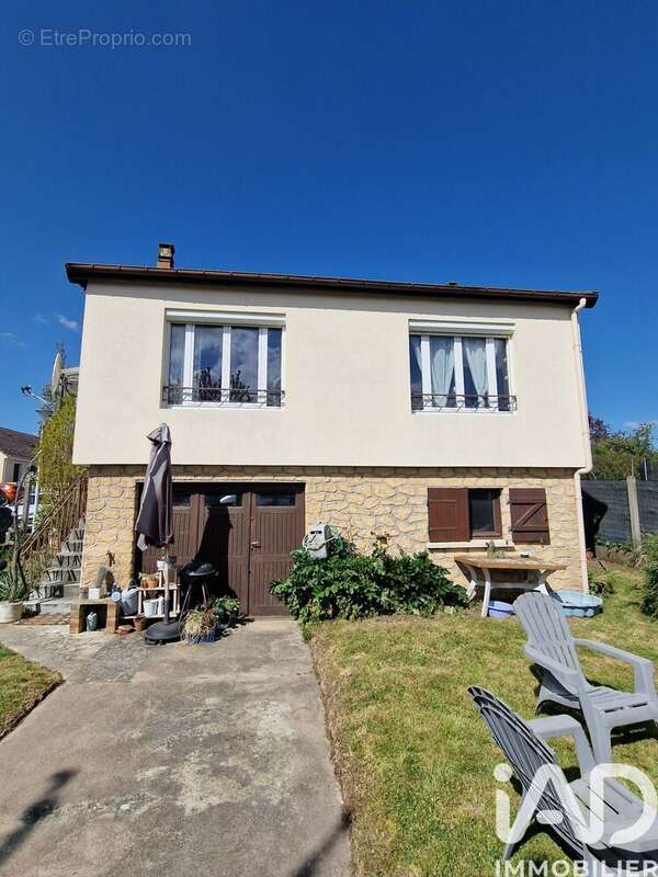 Photo 2 - Maison à PRESLES-EN-BRIE