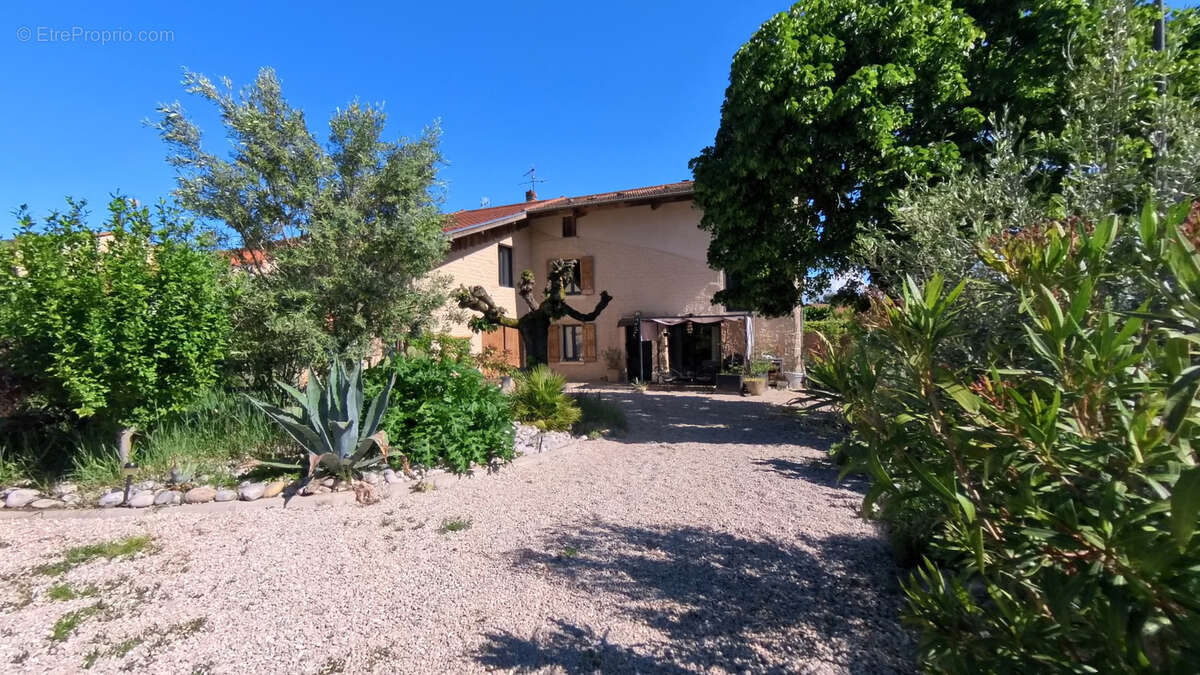 Maison à HOSTUN